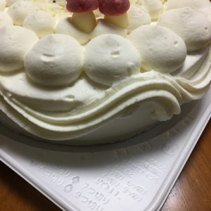 白バラ　クリスマスケーキ